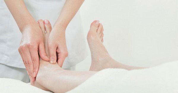  Cách massage chân cho bà bầu đúng cách và hiệu quả